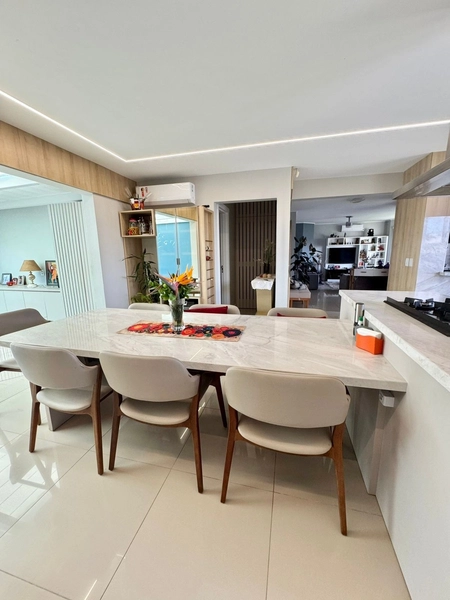 Casa Ampla com 4 Dormitórios, Espaço Gourmet, Piscina e Duas Suítes –: 16ª foto da galeria de imagens do imóvel