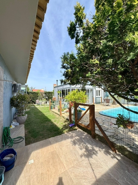 Casa Ampla com 4 Dormitórios, Espaço Gourmet, Piscina e Duas Suítes –: 35ª foto da galeria de imagens do imóvel