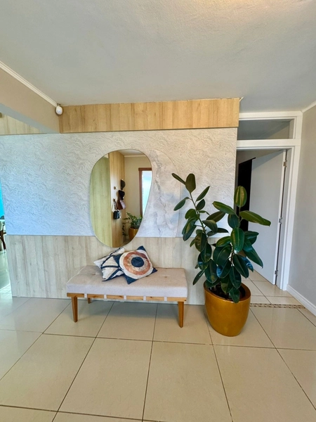 Casa Ampla com 4 Dormitórios, Espaço Gourmet, Piscina e Duas Suítes –: 5ª foto da galeria de imagens do imóvel