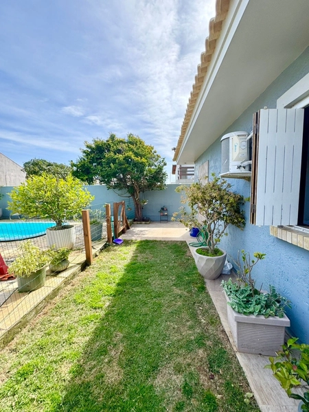 Casa Ampla com 4 Dormitórios, Espaço Gourmet, Piscina e Duas Suítes –: 38ª foto da galeria de imagens do imóvel