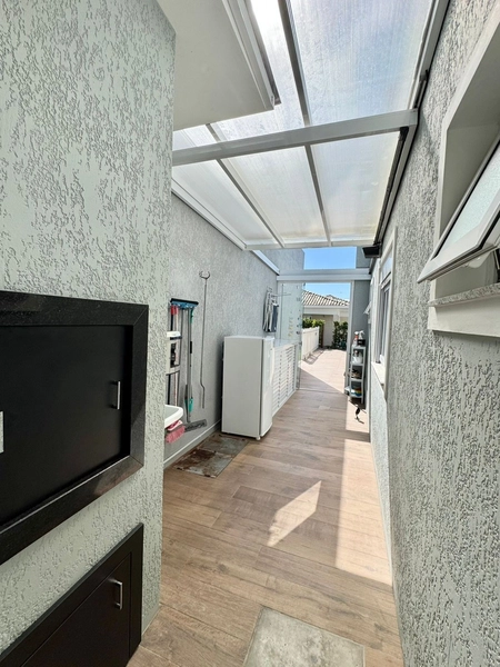 Casa Compacta e Moderna com Suíte, Piscina Aquecida e Placas Solares –: 26ª foto da galeria de imagens do imóvel