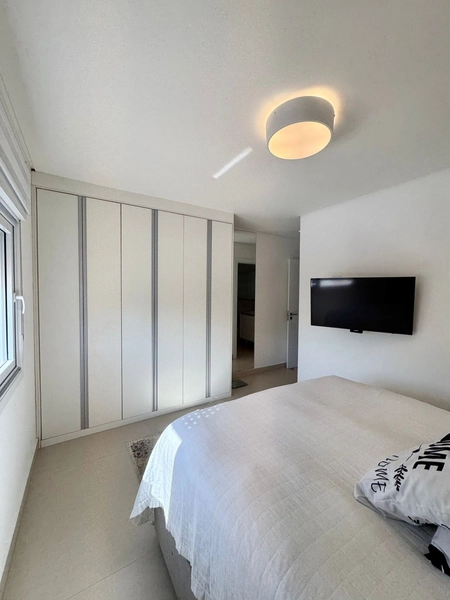 Casa Compacta e Moderna com Suíte, Piscina Aquecida e Placas Solares –: 25ª foto da galeria de imagens do imóvel