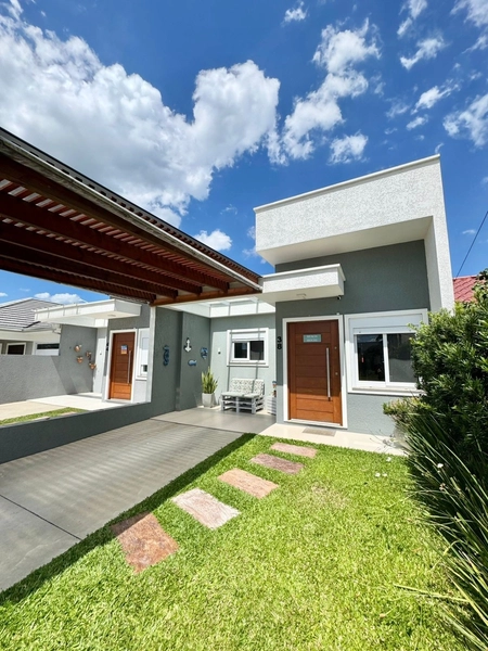 Casa Compacta e Moderna com Suíte, Piscina Aquecida e Placas Solares –: 2ª foto da galeria de imagens do imóvel