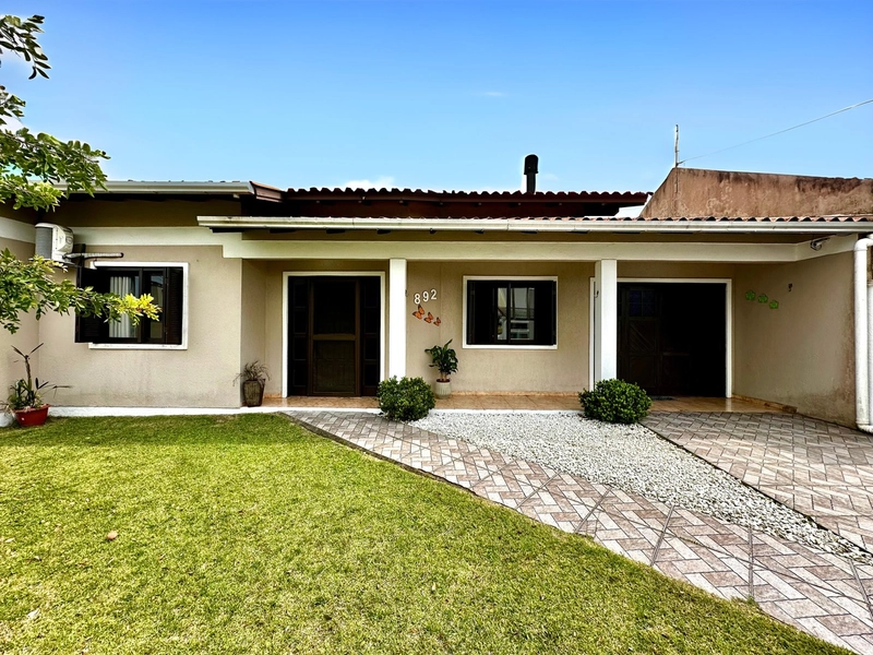 Casa com Piscina e Localização Privilegiada!: 4ª foto da galeria de imagens do imóvel