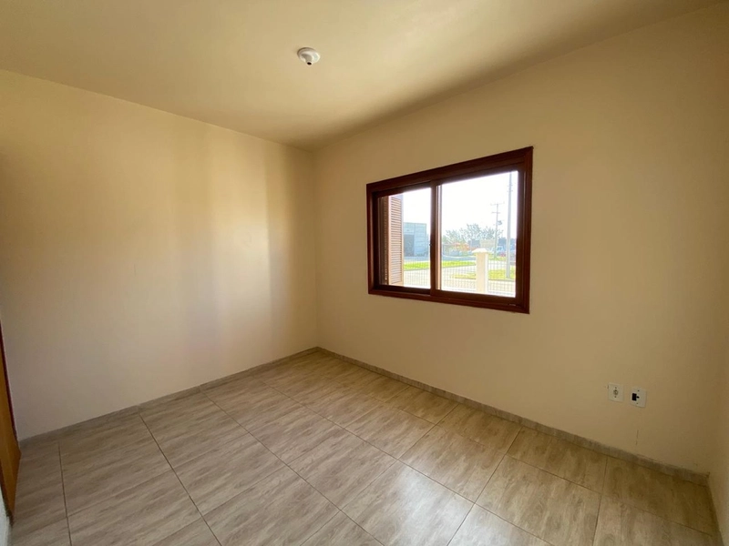 Casa com Suíte, Varanda com Churrasqueira e 98m² de Construção: 10ª foto da galeria de imagens do imóvel