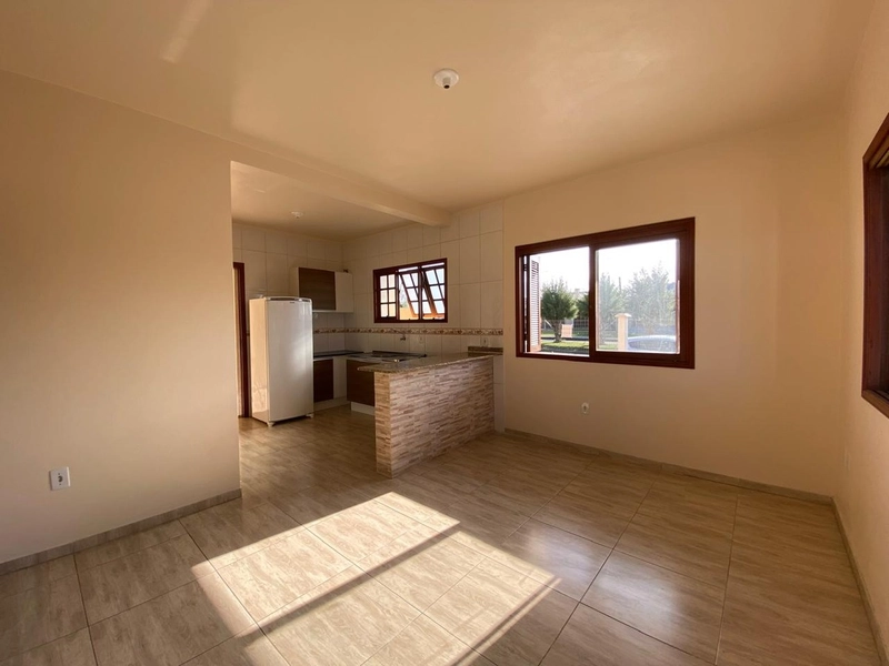 Casa com Suíte, Varanda com Churrasqueira e 98m² de Construção: 8ª foto da galeria de imagens do imóvel
