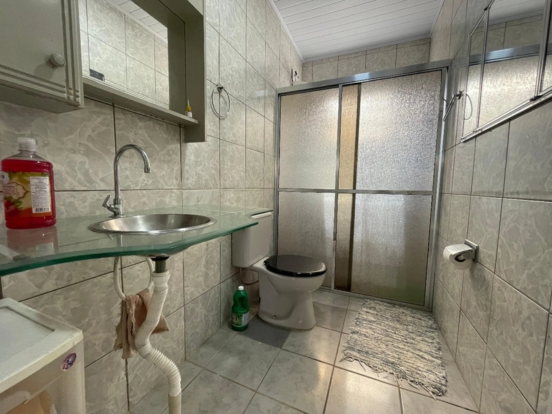 Ampla Casa á venda com 4 Quartos e 2 Vagas: 9ª foto da galeria de imagens do imóvel