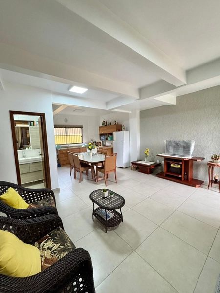 Casa com Suíte, Lavabo e Churrasqueira – 120m²: 7ª foto da galeria de imagens do imóvel