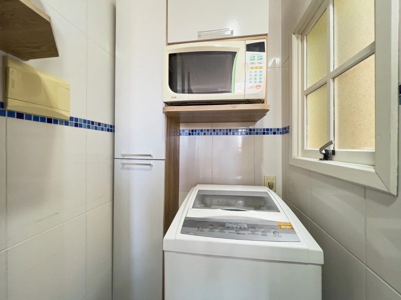 Apto 1 Dorm com Sacada, 3 Quadras do Mar, Bem Ventilado e Mobiliado!: 30ª foto da galeria de imagens do imóvel