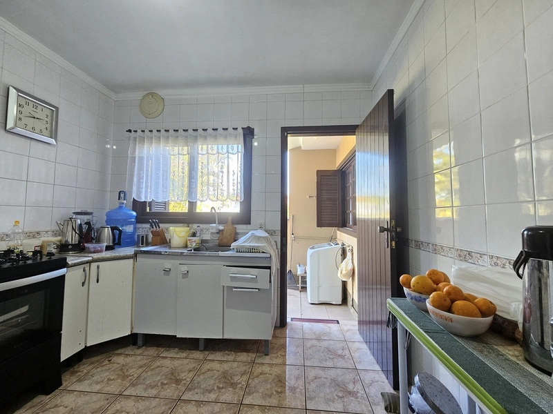 Casa aconchegante com suíte, lareira e amplo pátio: 7ª foto da galeria de imagens do imóvel