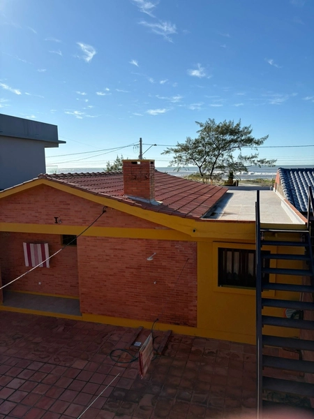 Casa com Anexo Completo – Ideal para Morar e Alugar: 38ª foto da galeria de imagens do imóvel