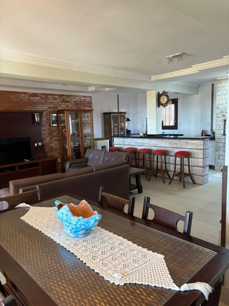Casa com Anexo Completo – Ideal para Morar e Alugar: 10ª foto da galeria de imagens do imóvel