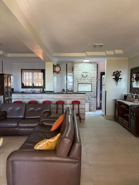 Casa com Anexo Completo – Ideal para Morar e Alugar: 9ª foto da galeria de imagens do imóvel
