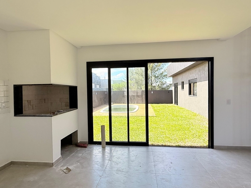 Casa de Alvenaria em Construção á Venda!: 7ª foto da galeria de imagens do imóvel