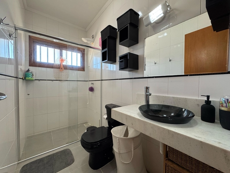 Casa Aconchegante e Decorada com Amplo Pátio Verde: 20ª foto da galeria de imagens do imóvel