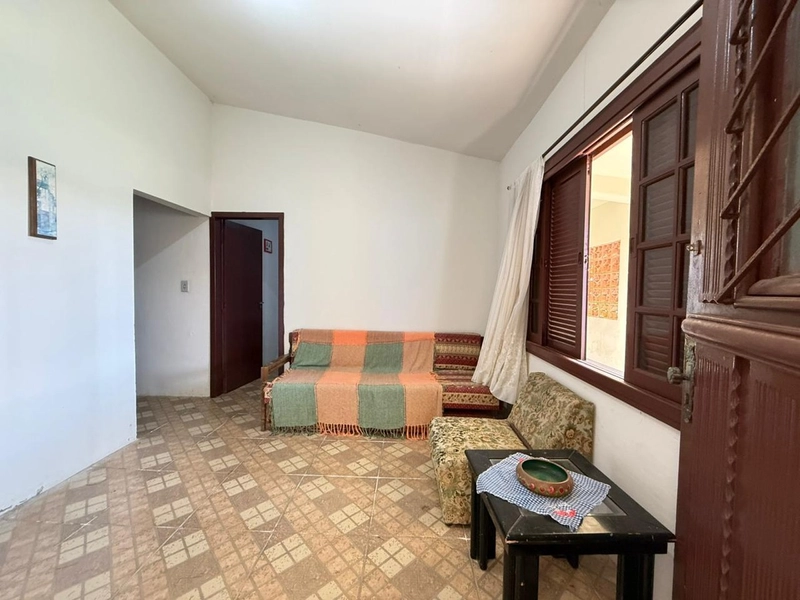 Sobrado á Venda com 6 Quartos e Pátio Amplo!: 2ª foto da galeria de imagens do imóvel