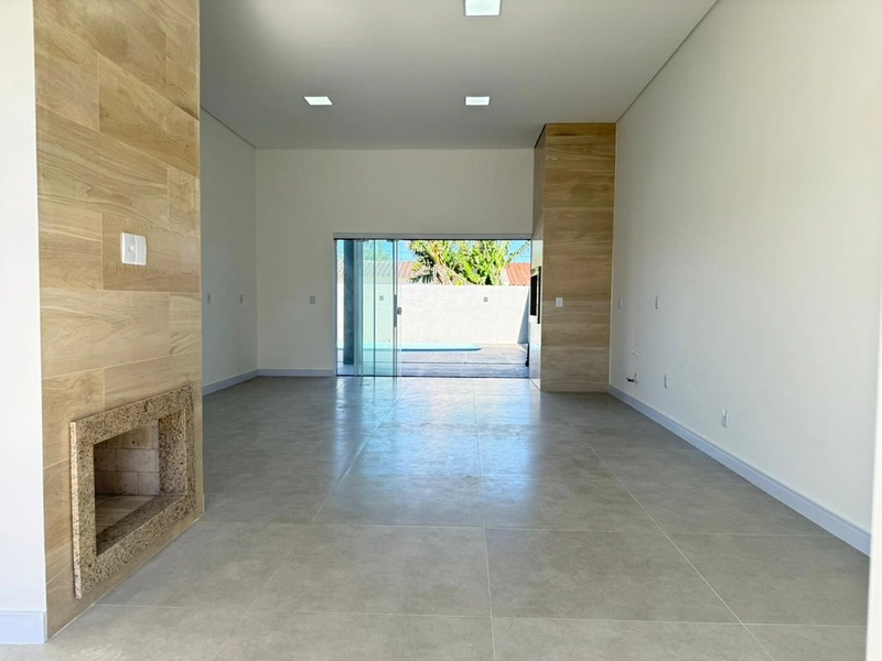 Linda Casa Térrea com Excelente Padrão Construtivo e Ótima Localização: 10ª foto da galeria de imagens do imóvel
