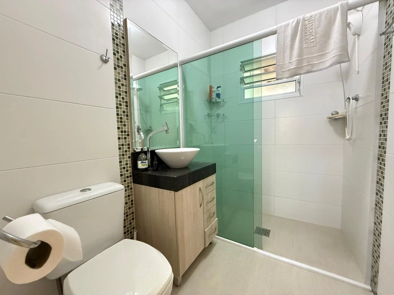 Casa á Venda com Ótima Localização, Frente Leste e Pátio Amplo!: 15ª foto da galeria de imagens do imóvel