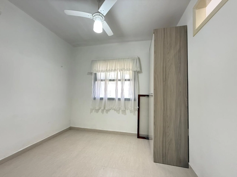 Casa á Venda com Ótima Localização, Frente Leste e Pátio Amplo!: 12ª foto da galeria de imagens do imóvel