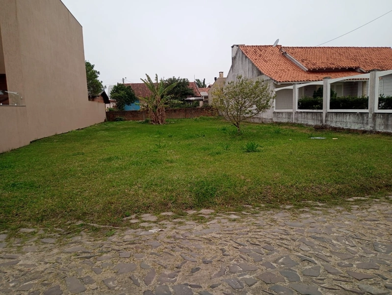 Terreno 300m², Murado e Escriturado – IPTU 2025 Pago!: 1ª foto da galeria de imagens do imóvel