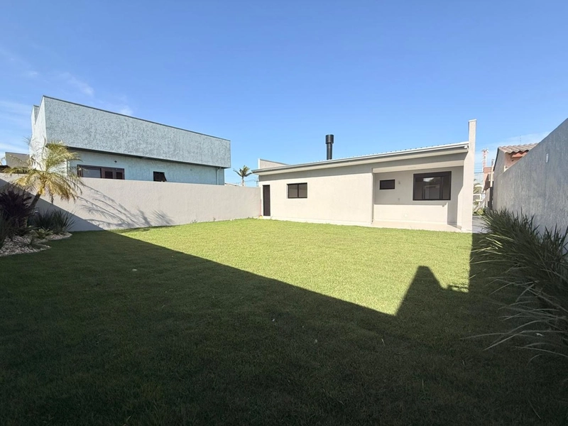 Casa á Venda - 3 Dormitórios com Suíte e Living Integrado!: 13ª foto da galeria de imagens do imóvel