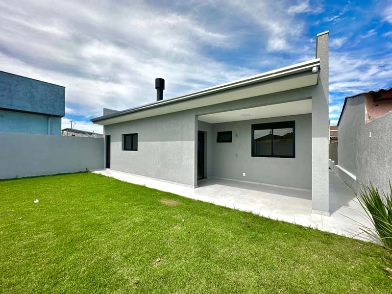 Casa á Venda - 3 Dormitórios com Suíte e Living Integrado!: 4ª foto da galeria de imagens do imóvel
