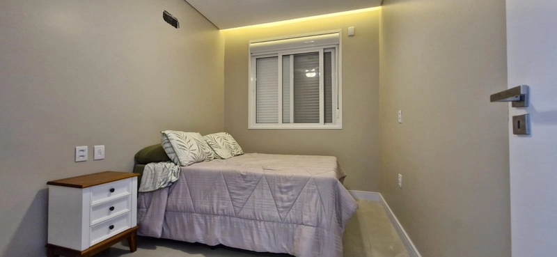 Sobrado à venda com piscina e acabamento de alto padrão: 14ª foto da galeria de imagens do imóvel