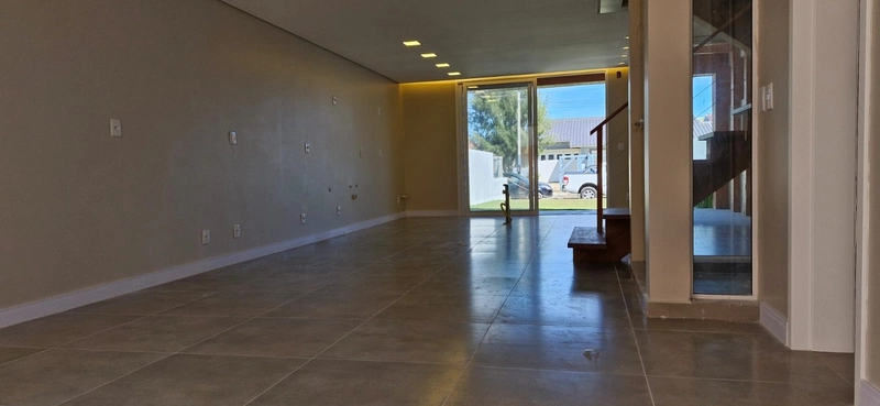 Sobrado à venda com acabamento de alto padrão!: 3ª foto da galeria de imagens do imóvel