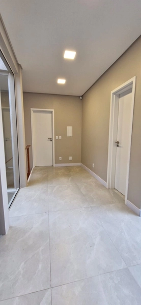 Sobrado à venda com acabamento de alto padrão!: 8ª foto da galeria de imagens do imóvel