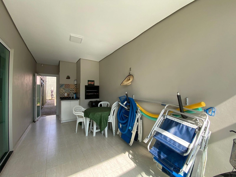 Casa espaçosa com suíte, lareira e piscina privativa!: 12ª foto da galeria de imagens do imóvel