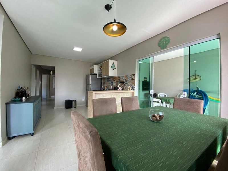 Casa espaçosa com suíte, lareira e piscina privativa!: 17ª foto da galeria de imagens do imóvel