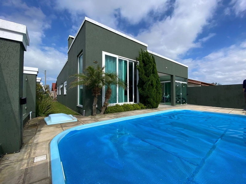 Casa espaçosa com suíte, lareira e piscina privativa!: 33ª foto da galeria de imagens do imóvel