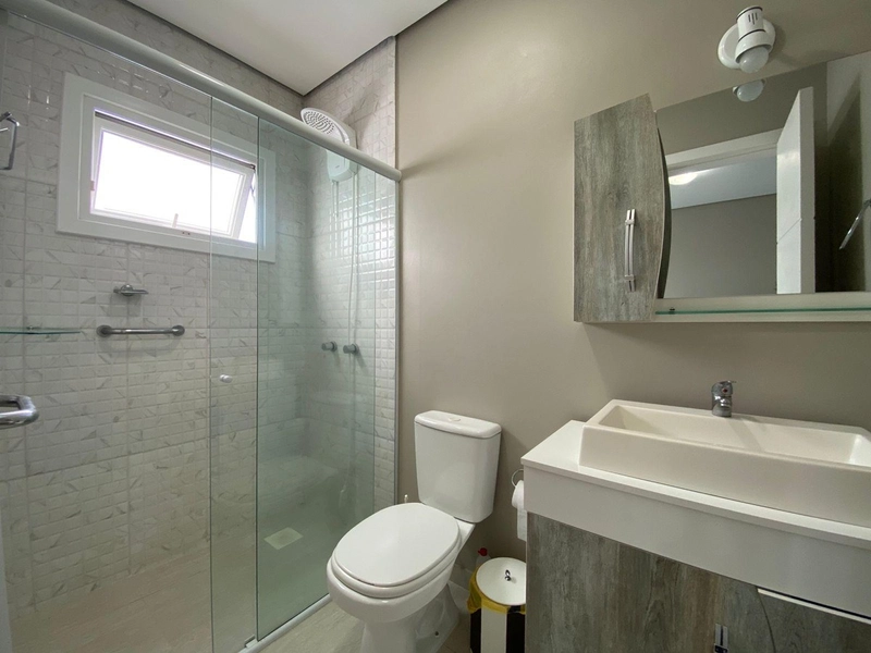 Casa espaçosa com suíte, lareira e piscina privativa!: 31ª foto da galeria de imagens do imóvel