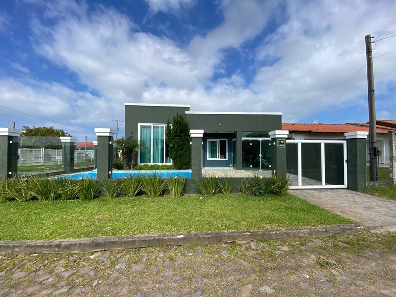 Casa espaçosa com suíte, lareira e piscina privativa!: 34ª foto da galeria de imagens do imóvel