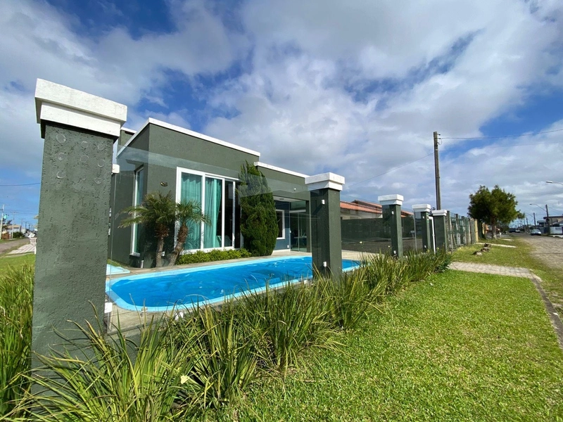Casa espaçosa com suíte, lareira e piscina privativa!: 37ª foto da galeria de imagens do imóvel