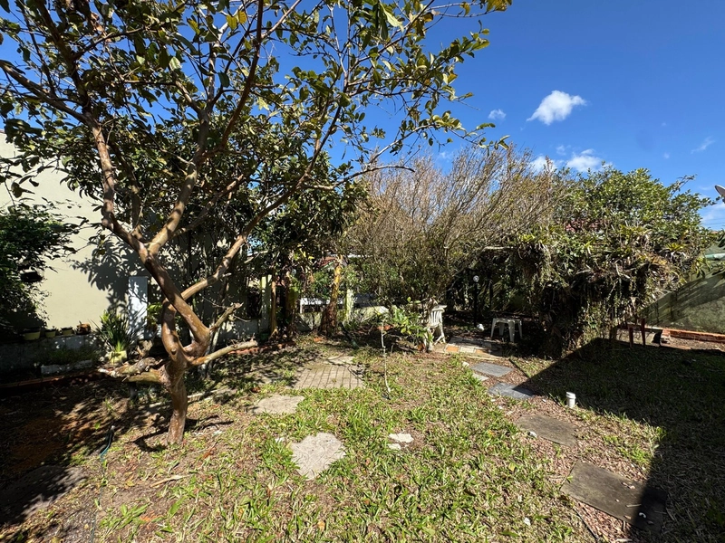 Casa com Suíte, Lareira e Amplo Espaço Verde para Lazer e Conforto!: 15ª foto da galeria de imagens do imóvel