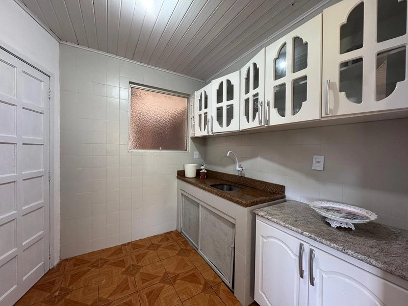 Casa com Suíte, Lareira e Amplo Espaço Verde para Lazer e Conforto!: 9ª foto da galeria de imagens do imóvel