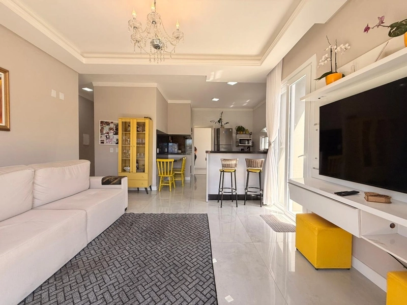 Casa Geminada com Suíte, Churrasqueira e Garagem Fechada!: 4ª foto da galeria de imagens do imóvel