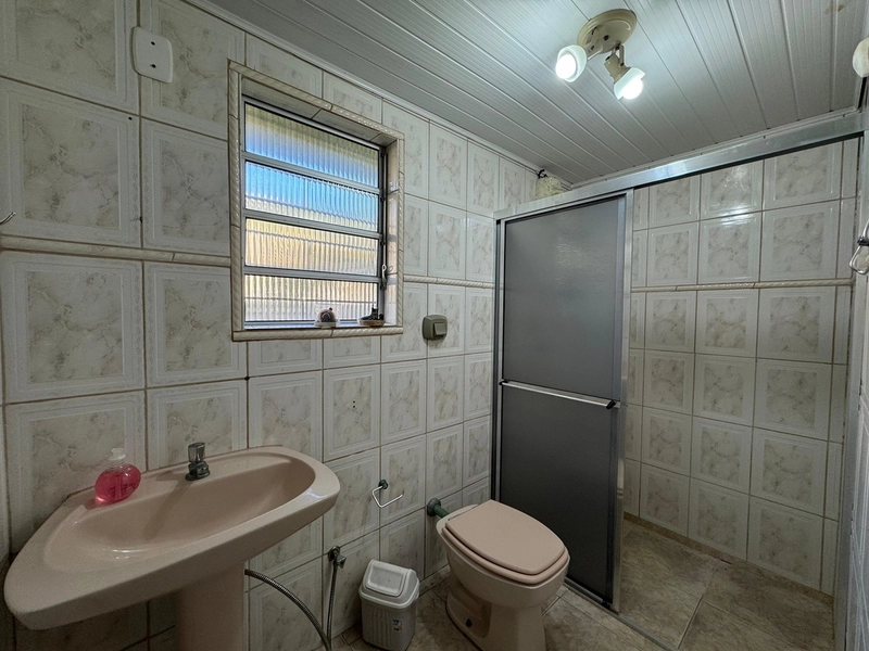 Casa com 2 Suítes, Localizada a Apenas 3 Quadras do Mar!: 4ª foto da galeria de imagens do imóvel