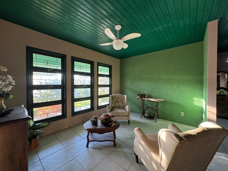 Casa com 2 Suítes, Localizada a Apenas 3 Quadras do Mar!: 15ª foto da galeria de imagens do imóvel