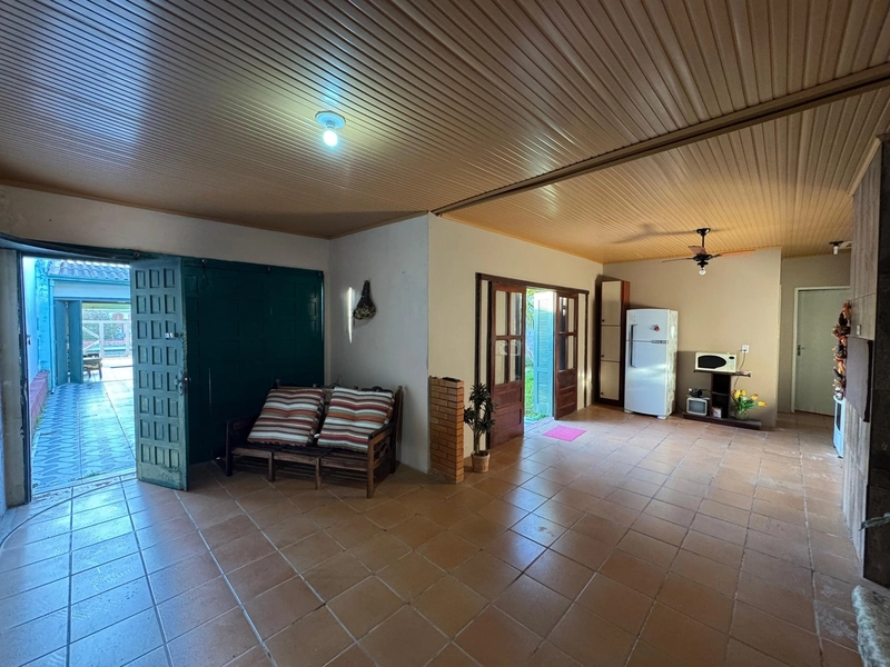 Casa com 2 Suítes, Localizada a Apenas 3 Quadras do Mar!: 8ª foto da galeria de imagens do imóvel