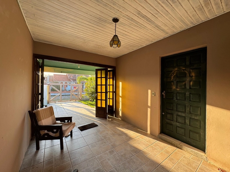 Casa com 2 Suítes, Localizada a Apenas 3 Quadras do Mar!: 6ª foto da galeria de imagens do imóvel