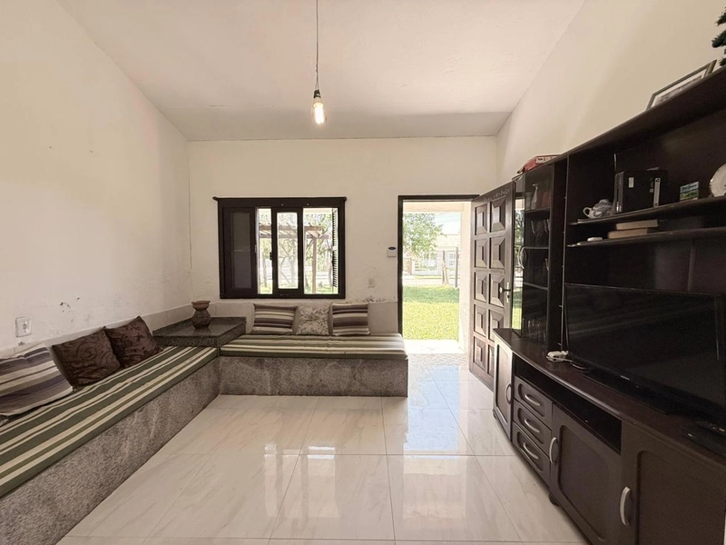 Casa Aconchegante á Venda - Pátio Amplo e Ótima Localização!: 3ª foto da galeria de imagens do imóvel