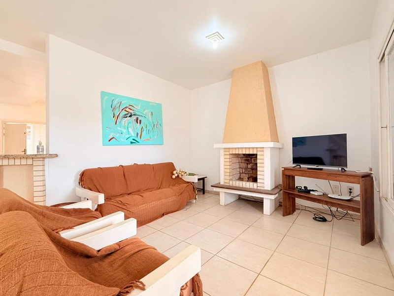 Charmosa Casa Semi-Mobiliada com 2 Suítes e Lareira!: 5ª foto da galeria de imagens do imóvel