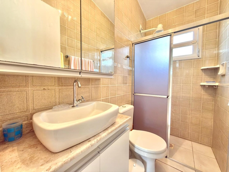 Casa Aconchegante á Venda, Ótima Localização e Pátio Amplo!: 10ª foto da galeria de imagens do imóvel