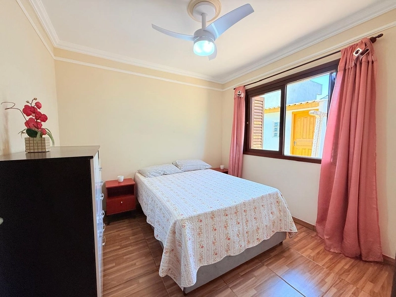 Casa Charmosa á Venda,  á Poucas Quadras do Mar!: 11ª foto da galeria de imagens do imóvel