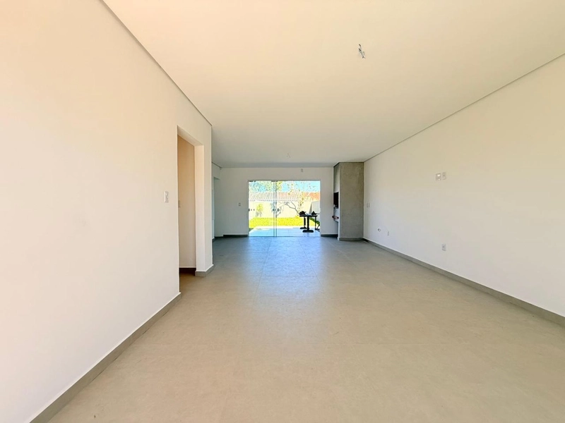 Charmosa Casa á venda, com duas Suítes, Piscina e Ótima Localização!: 7ª foto da galeria de imagens do imóvel