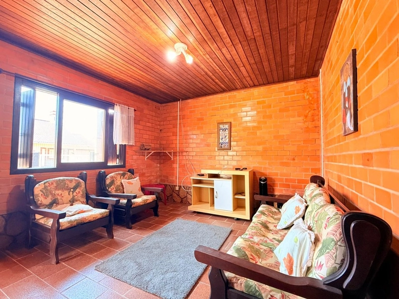 Casa Charmosa e Aconchegante, com 3 Quartos e um Pátio Amplo!: 5ª foto da galeria de imagens do imóvel