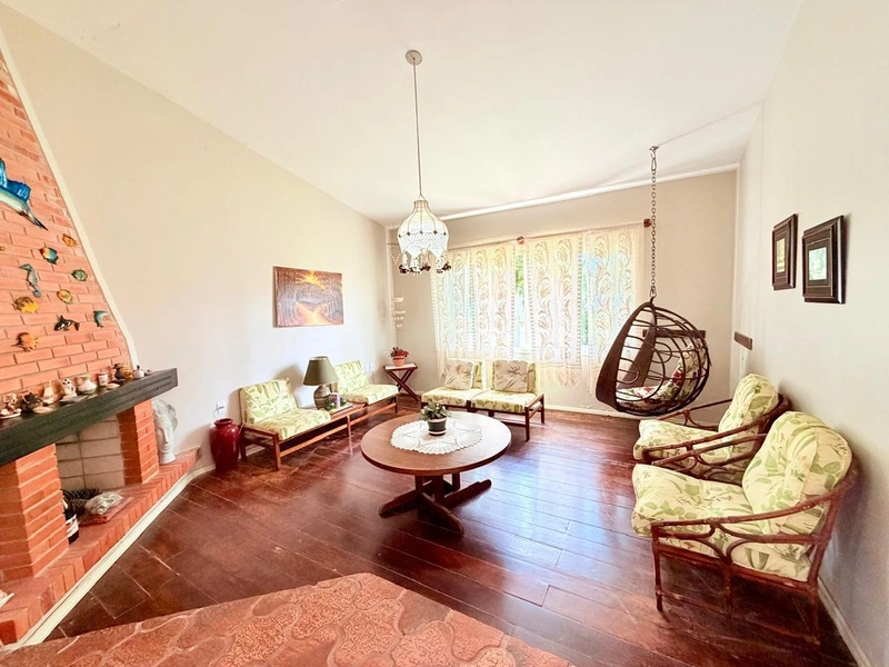 Ótima Casa á venda, com 3 dormitórios e Localização Privilegiada!: 8ª foto da galeria de imagens do imóvel