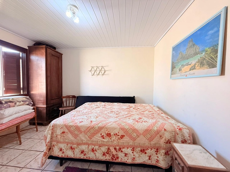 Charmosa Casa a Venda, 3 Quartos, Pátio Amplo e Ótima Localização!: 9ª foto da galeria de imagens do imóvel